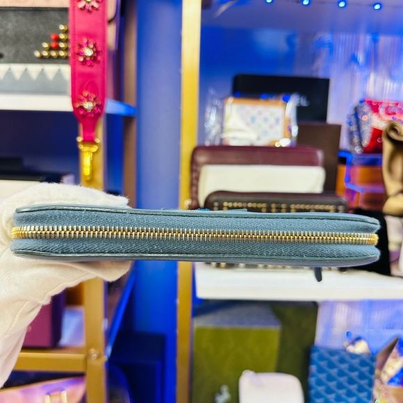 PRADA Saffiano Leather Dual Blue Color Limited Edition Premium Very Rare Large O - Picture 5 of 14